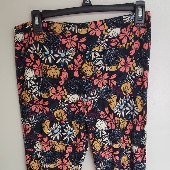 LulaRoe TC Leggings, never been worn. - Picture 1 of 3
